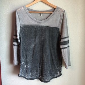 BKE 3quarter length sleeve distressed tee